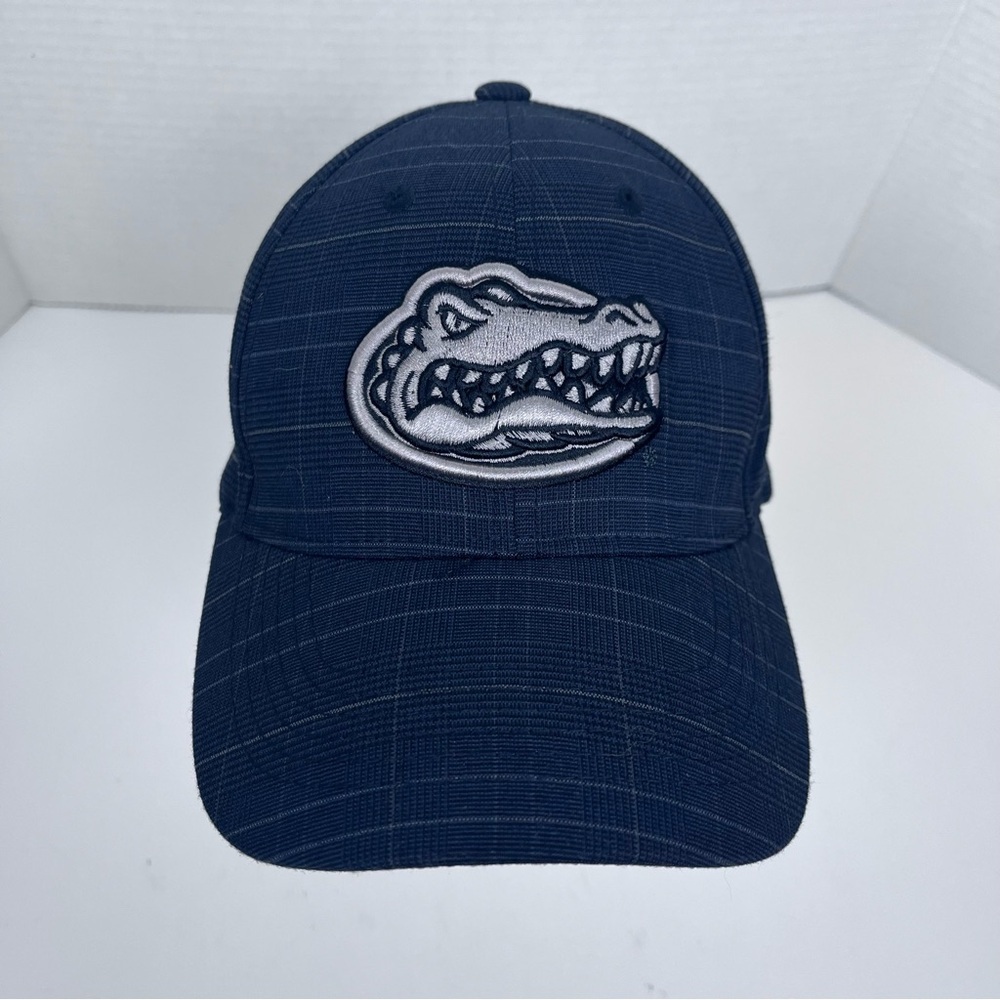Captivating Headgear NCAA Florida Gators Adjustable Strap Back Baseball Cap OS